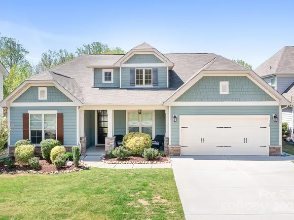 152 Broadleaf Dr, Denver, NC 28037