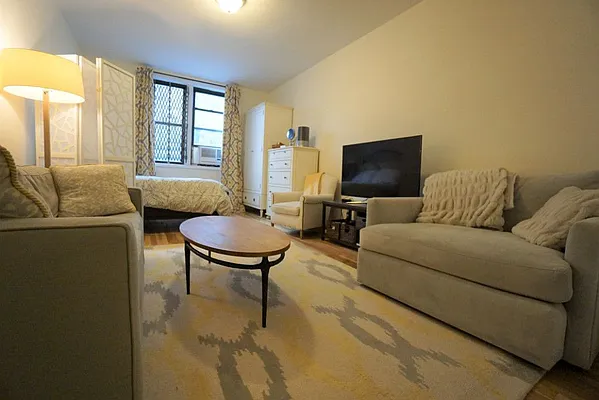 Rented by Best Apartments North Inc | media 9