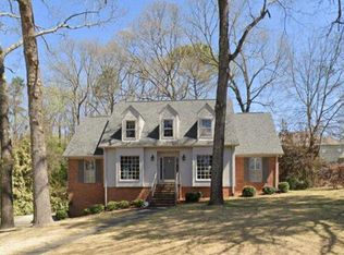 2560 Whetstone Rd, Vestavia, AL 35243