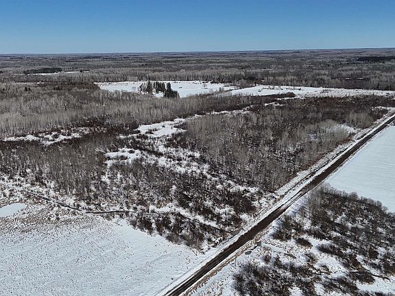 5th image of 2865 Lund Rd