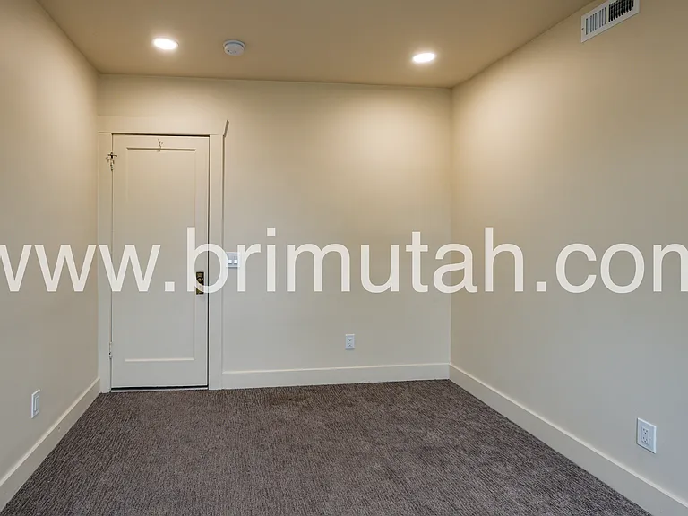 684 W Center St #1 — Photo 14