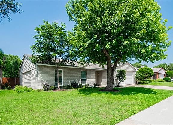 3rd image of 5717 Maiden Ln
