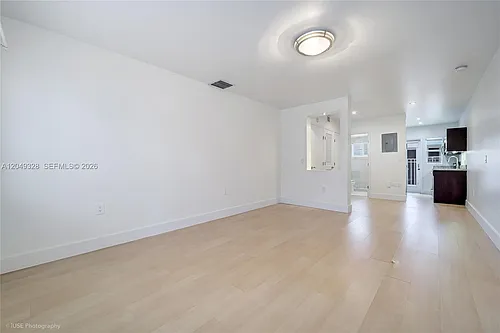 1034 Pennsylvania Ave #104 Photo 1