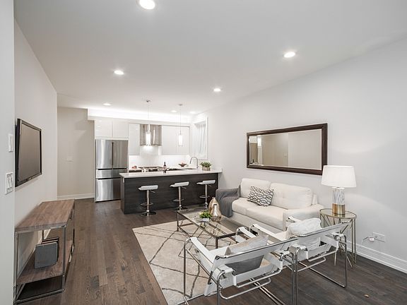3rd image of 225 S Hamilton Ave #1