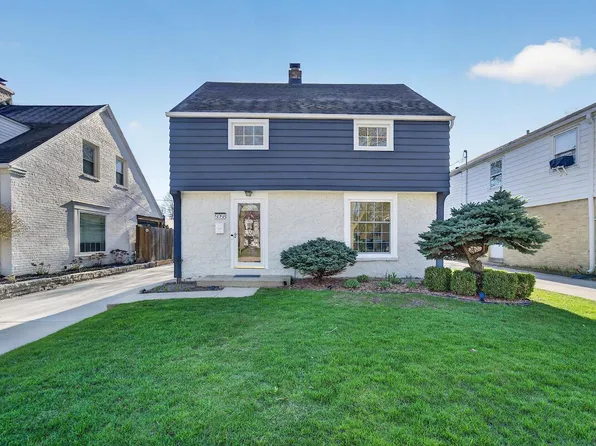 5058 N Kent AVENUE, Whitefish Bay, WI 53217