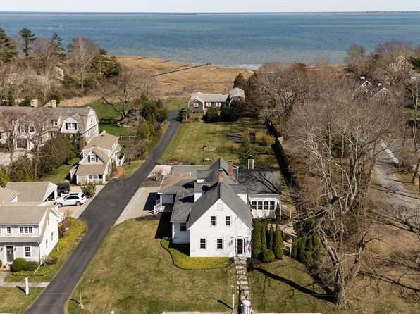 231 Washington St, Duxbury, MA 02332