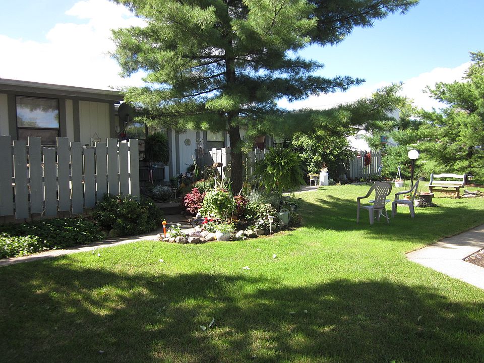 1st image of 900 Dawn Ct APT 40