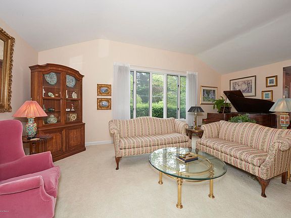 2nd image of 76 Navesink Ave