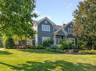 25290 Letchworth Rd, Beachwood, OH 44122