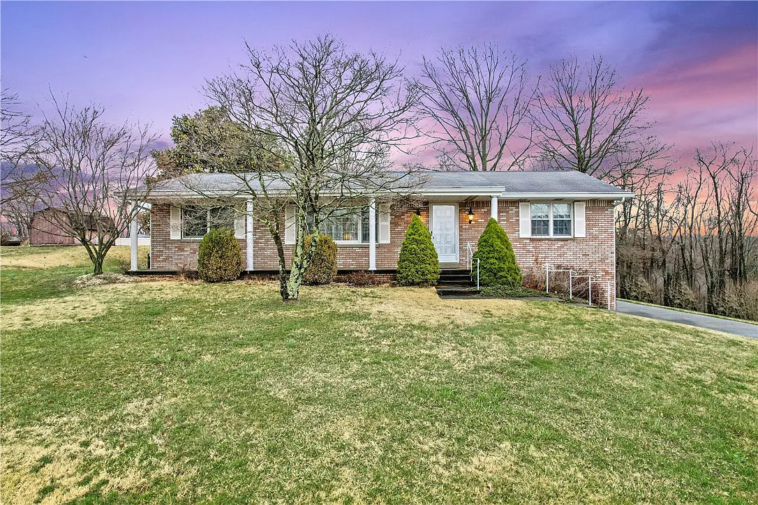 1 Royal Oaks Dr photo 1