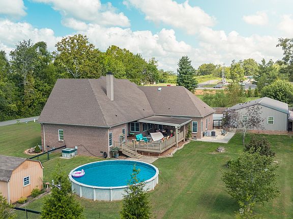 4th image of 102 Haynes Rd