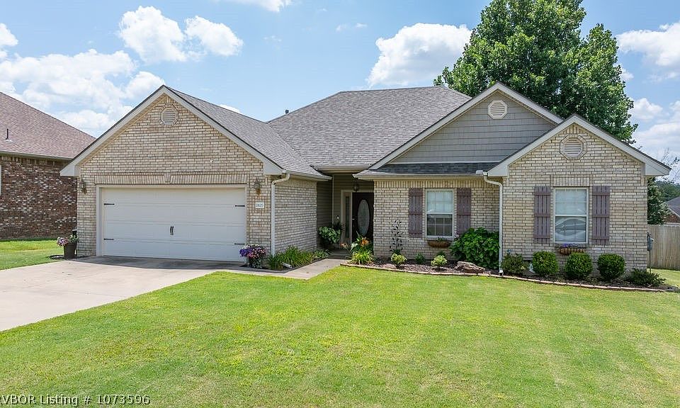 1st image of 2425 Kaylonni Ln