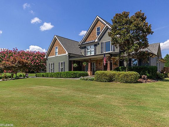 2nd image of 136 Sawtooth Oak Dr