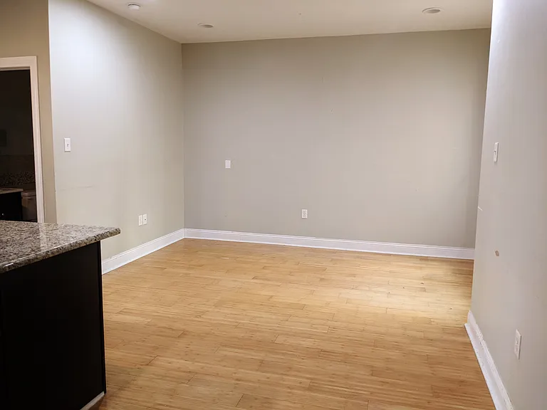 331 N 40th St #2A — Photo 10