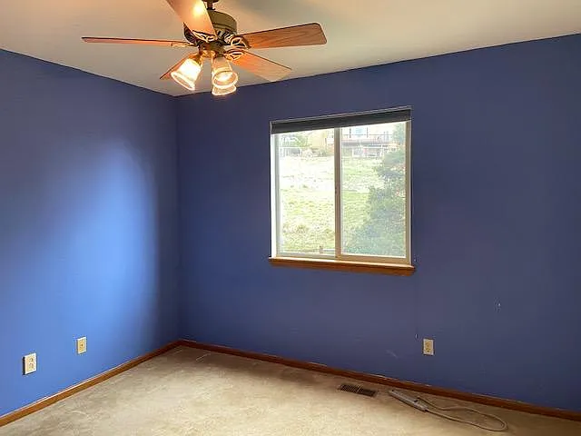 581 W Arrowhead St — Photo 23