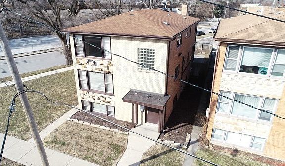 2nd image of 15 W 137th St