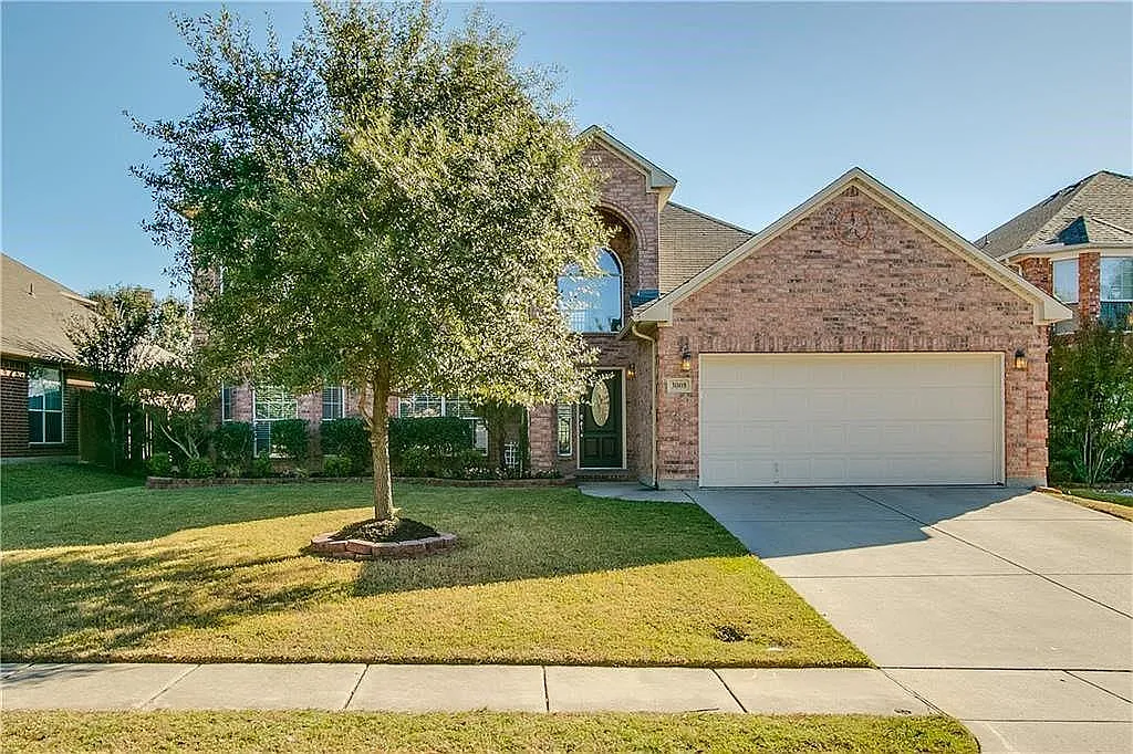 4 bed, 2943 sqft, $3,200 — Photo 1