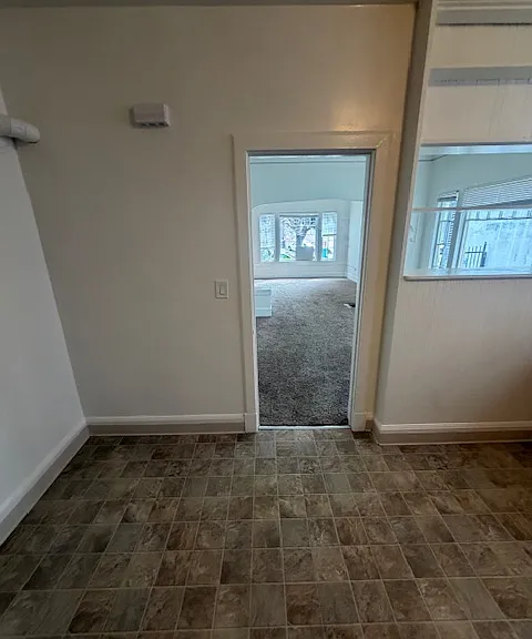 2337 Waverly St — Photo 15