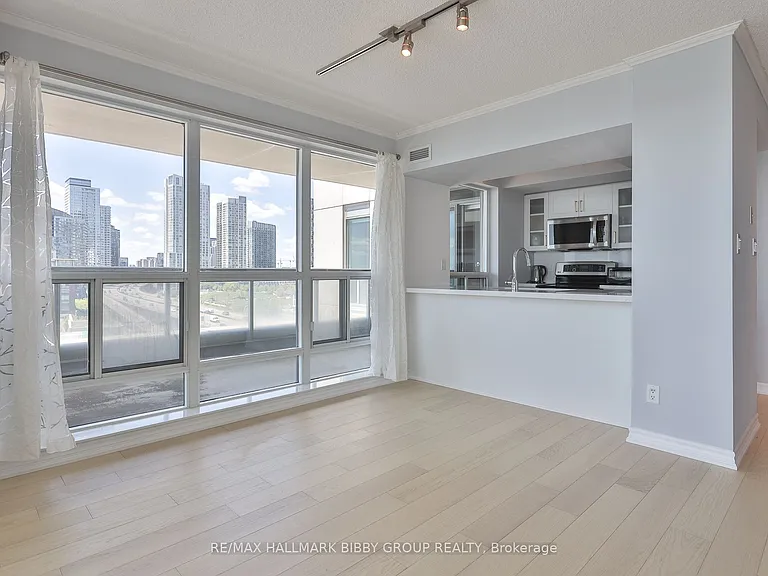 410 Queens Quay W #1103 — Photo 6