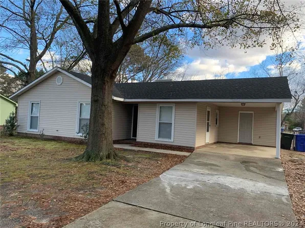 1131 Strathdon Ave, Fayetteville, NC 28304