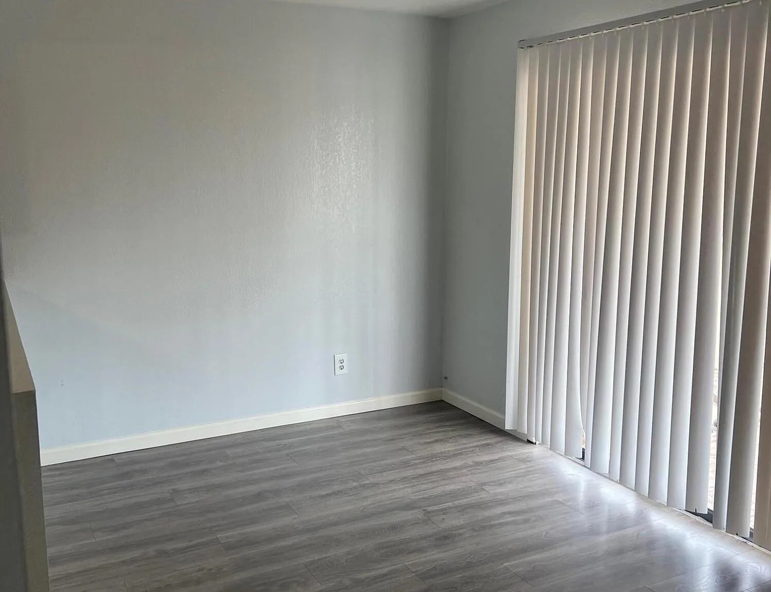 3 bed, 2.0 bath, 1450 sqft, $1,295 — Photo 3
