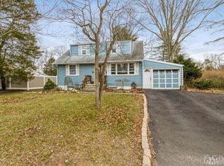 42 Hilliard Rd, Old Bridge, NJ 08857