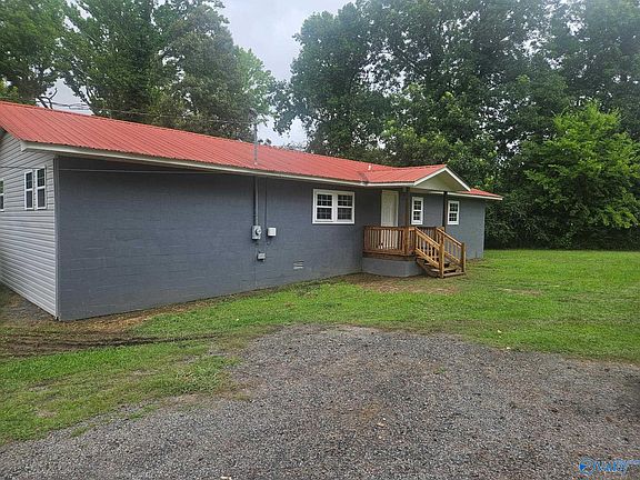 2nd image of 1527 County Road 46