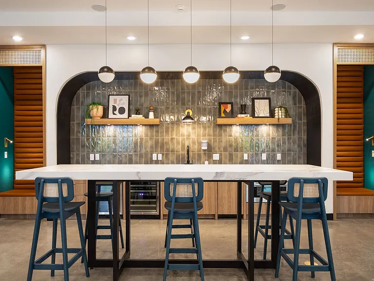 Alice House — Photo 12