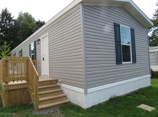 30 Kyle Ln, Akron, OH 44310