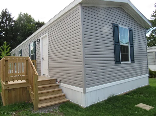 30 Kyle Ln, Akron, OH 44310