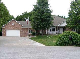 4310 E Huckleberry Cir, Derby, KS 67037