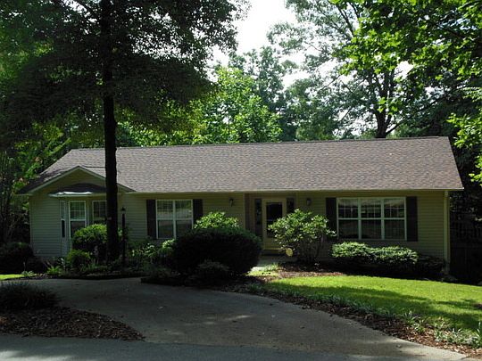 1st image of 186 Dogwood Ln