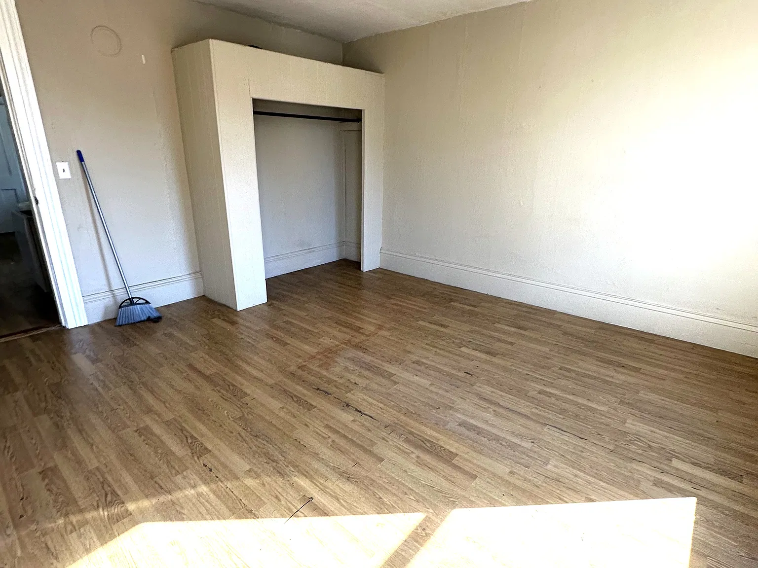 1 bed, 500 sqft, $650 — Photo 2
