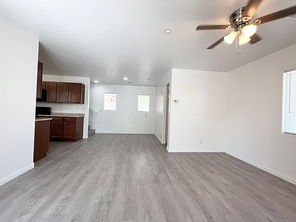 4th image of 8920 Gobelin Tapestry Ct