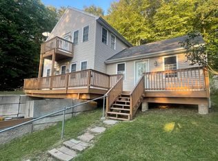 111 Collins Hill Rd, Portland, CT 06480