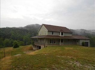 80 Willis Acres Rd, Prichard, WV 25555