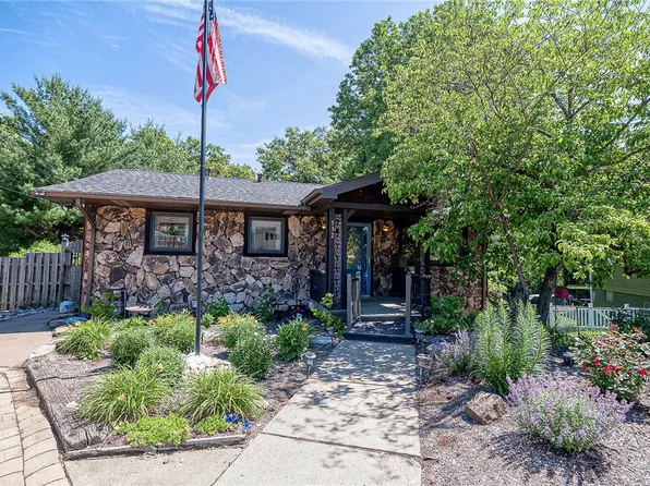 532 Reimer St, Lower Burrell, PA 15068