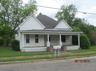 220 S Broad St, Newville, AL 36353