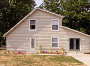 1518 Dodds St, Mount Vernon, IL 62864