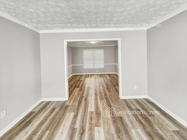 3386 Woodlaurel Dr — Photo 6