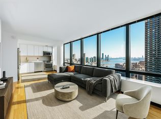 1113 York Ave APT 21D, New York, NY 10065