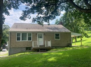 6026 Teal Ln, Irwin, PA 15642