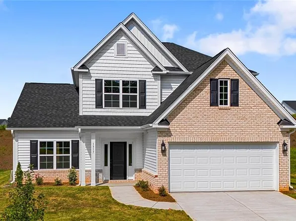 1317 Creek Knoll Dr, Lewisville, NC 27023