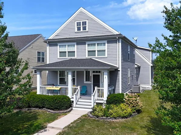321 Sherman Ave, Burns Harbor, IN 46304