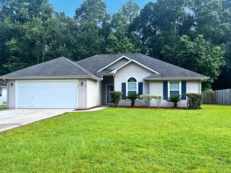 120 Hydrangea Rd — Photo 1