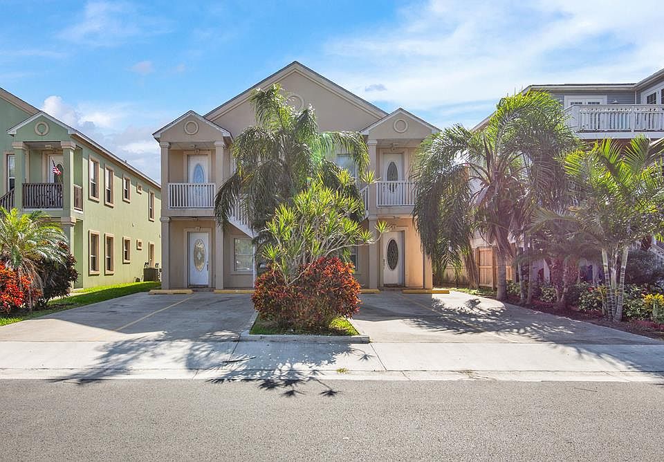 1st image of 115 E Lantana St #4