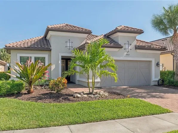 9409 Terresina Dr, Naples, FL 34119