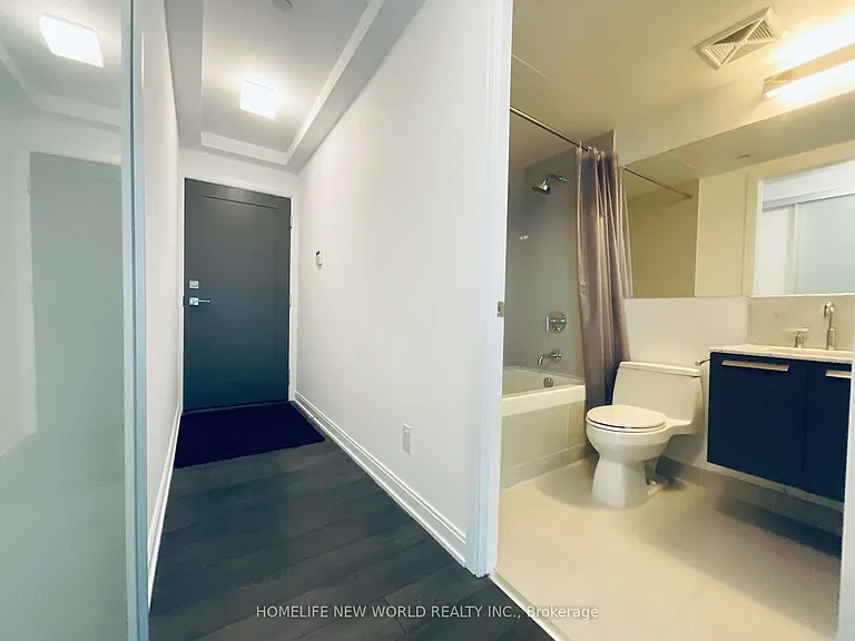 42 Charles St E #3309 — Photo 16