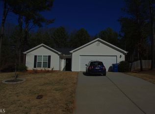 338 Centennial Dr, Bethlehem, GA 30620