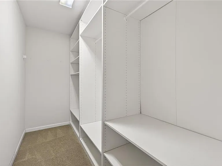 1020 Kendall Grove Ct — Photo 23